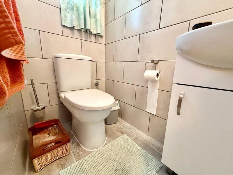 4 Bedroom Property for Sale in Stilbaai Wes Western Cape